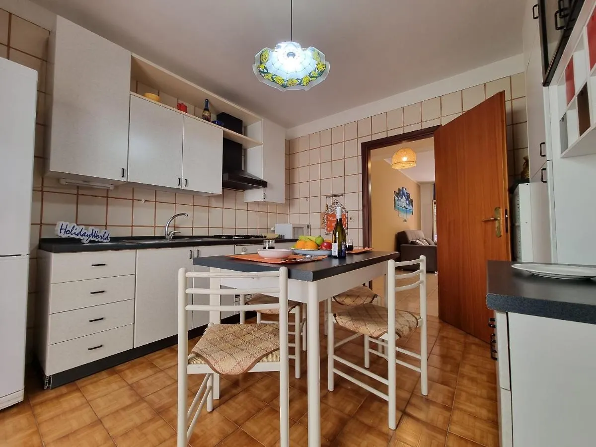 Lo Scorcio Sul Mare By Holiday World Isola delle Femmine Apartment