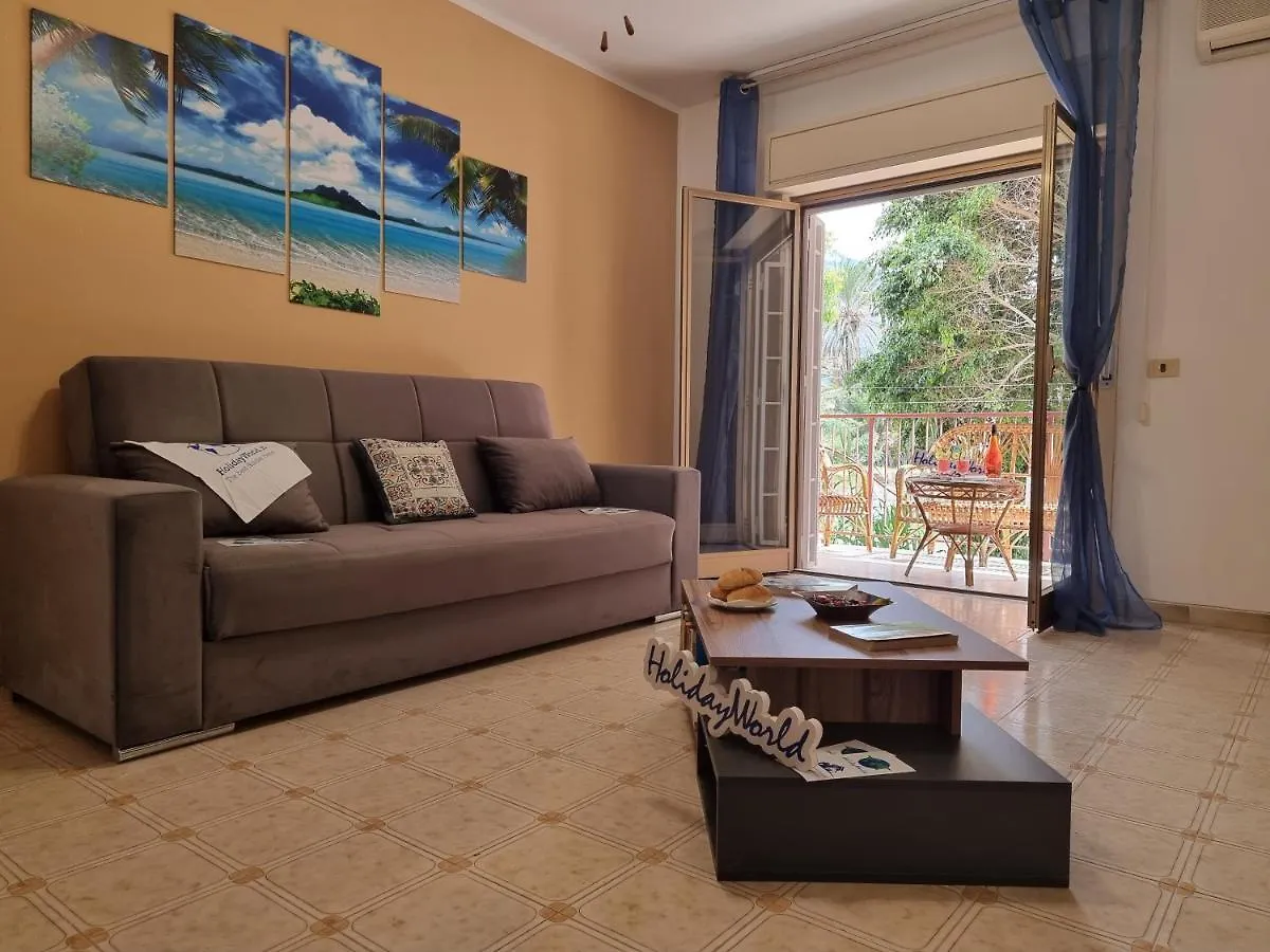 Lo Scorcio Sul Mare By Holiday World location
